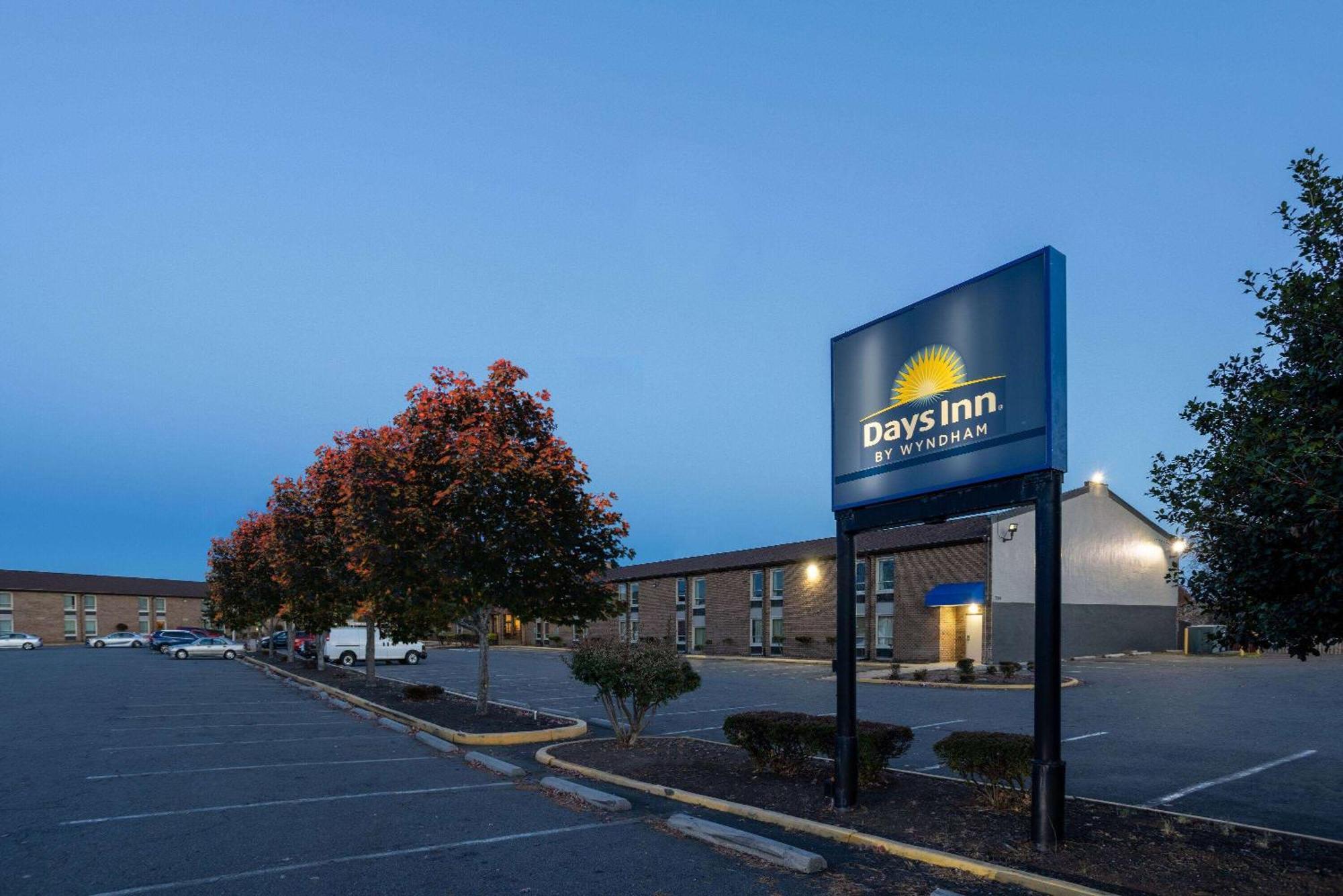 Days Inn By Wyndham Manassas Battlefield Екстер'єр фото